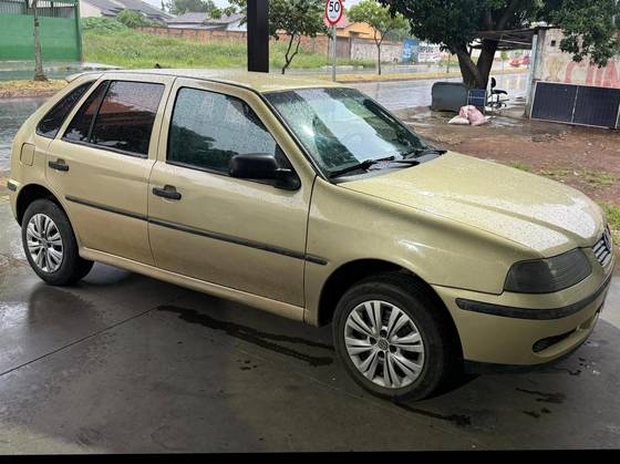 VOLKSWAGEN GOL 1.0 MI HIGHWAY 16V GASOLINA 4P MANUAL G.III